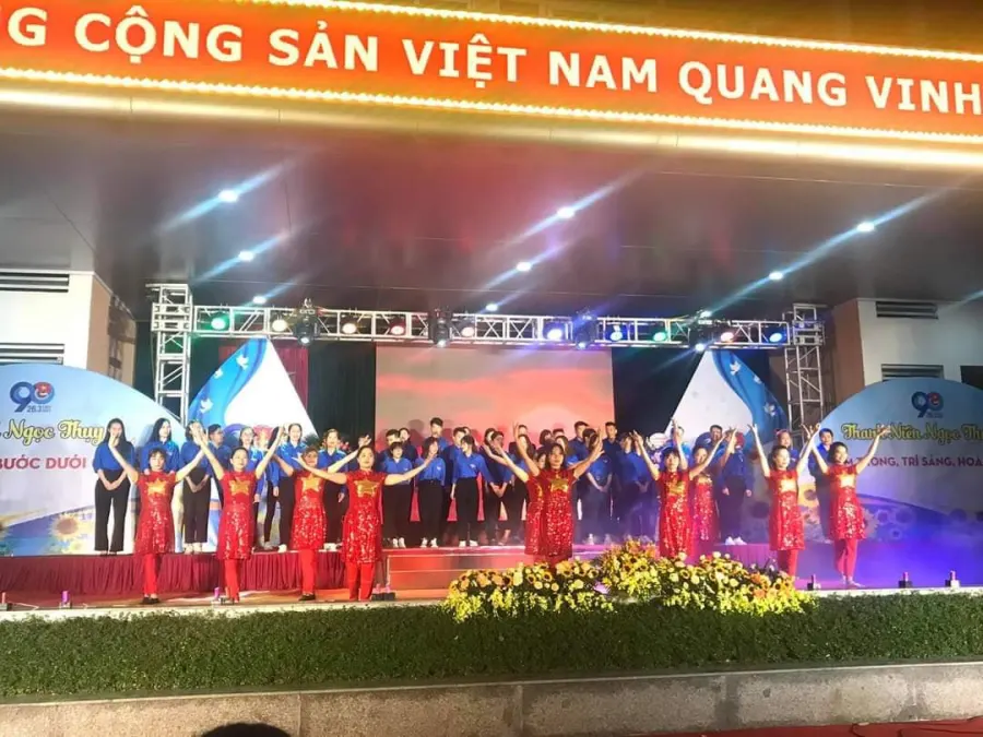Trường Tiểu học Gia Thượng