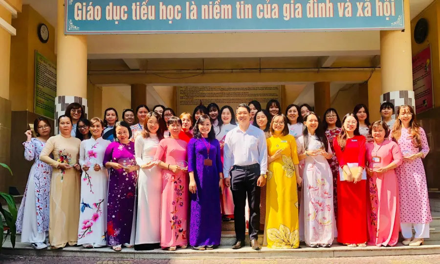 Trường Tiểu học Đặng Trần Côn