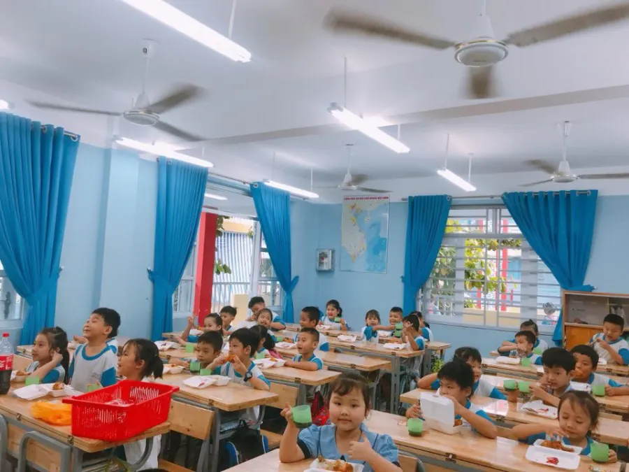 Trường Tiểu học Hà Huy Tập