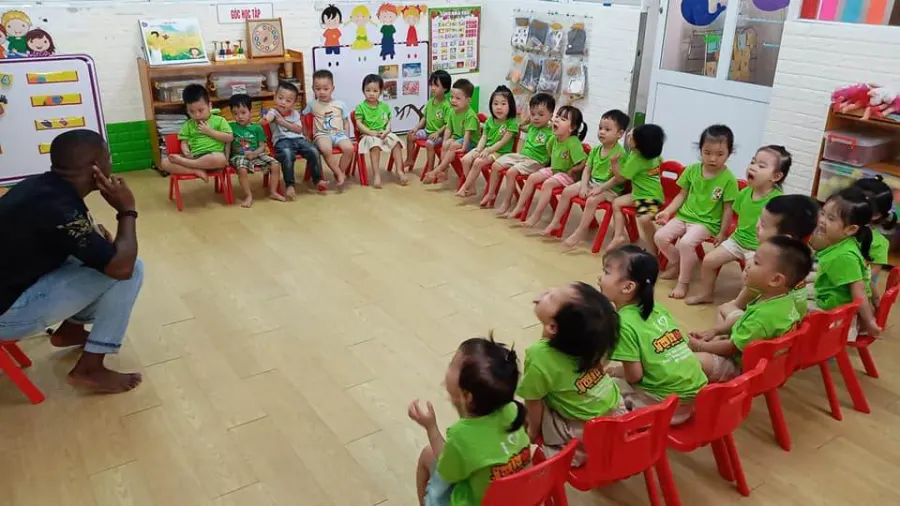 Trường mầm non Hoa Bé Ngoan Kindergarten