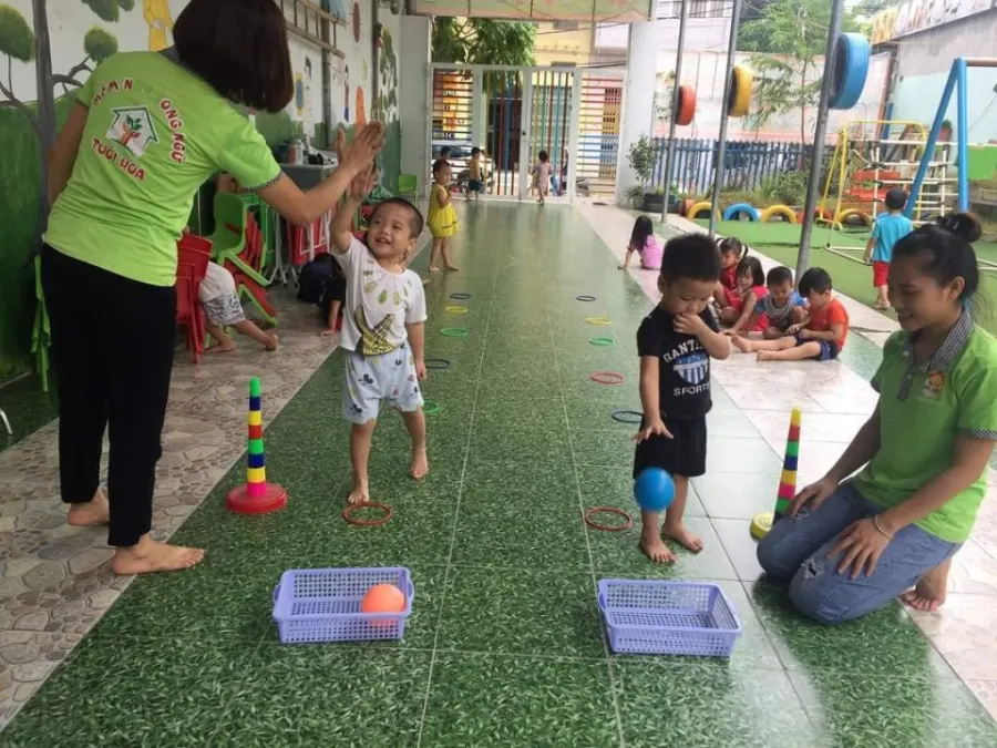 Trường mầm non song ngữ Tuổi Hoa