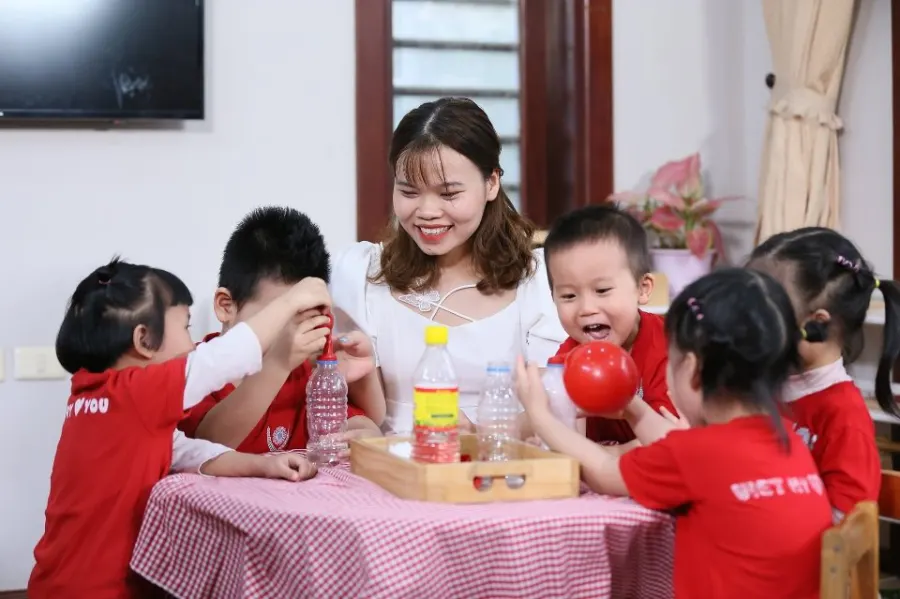 Trường Mầm non Viet My Montessori