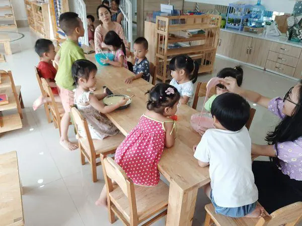 Trường mầm non ToKen Montessori Preschool