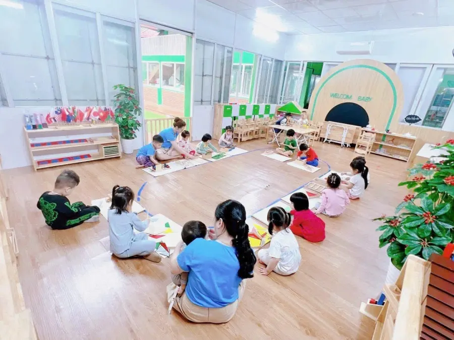 Trường Mầm Non Song Ngữ Kid's Kingdom Montessori