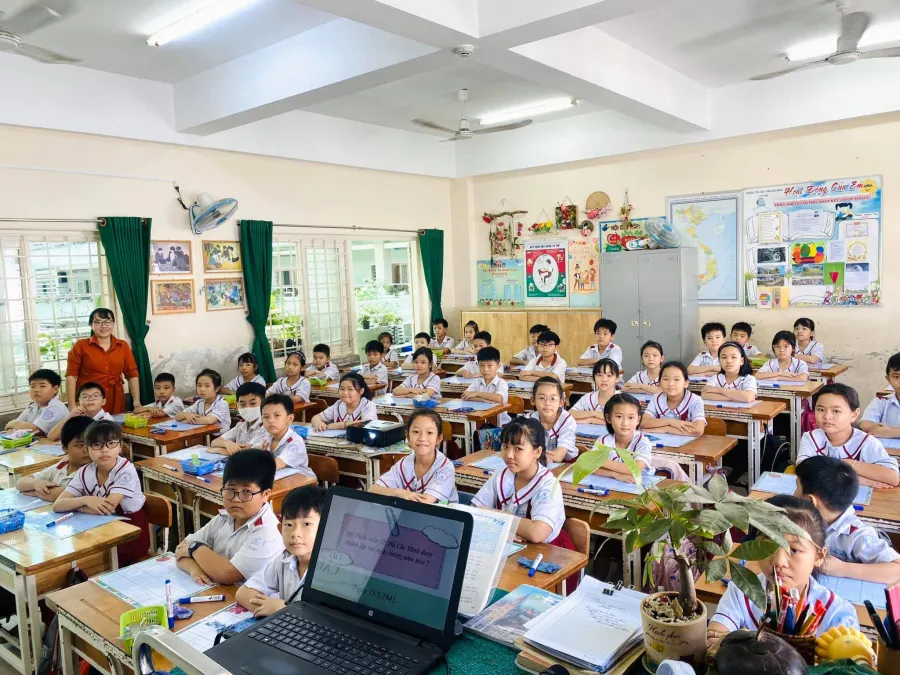 Trường tiểu học Trần Văn Danh