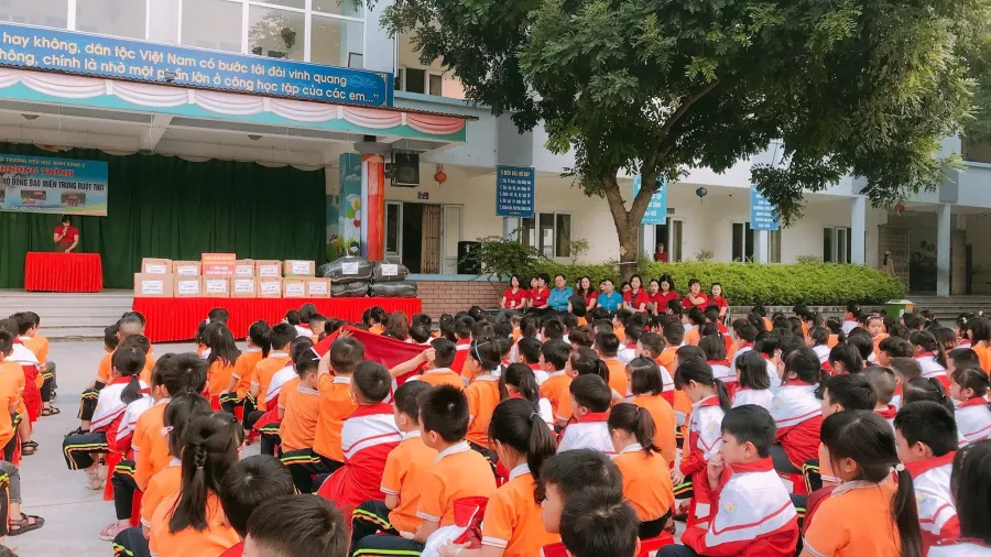 Trường Tiểu học Đình Bảng 2
