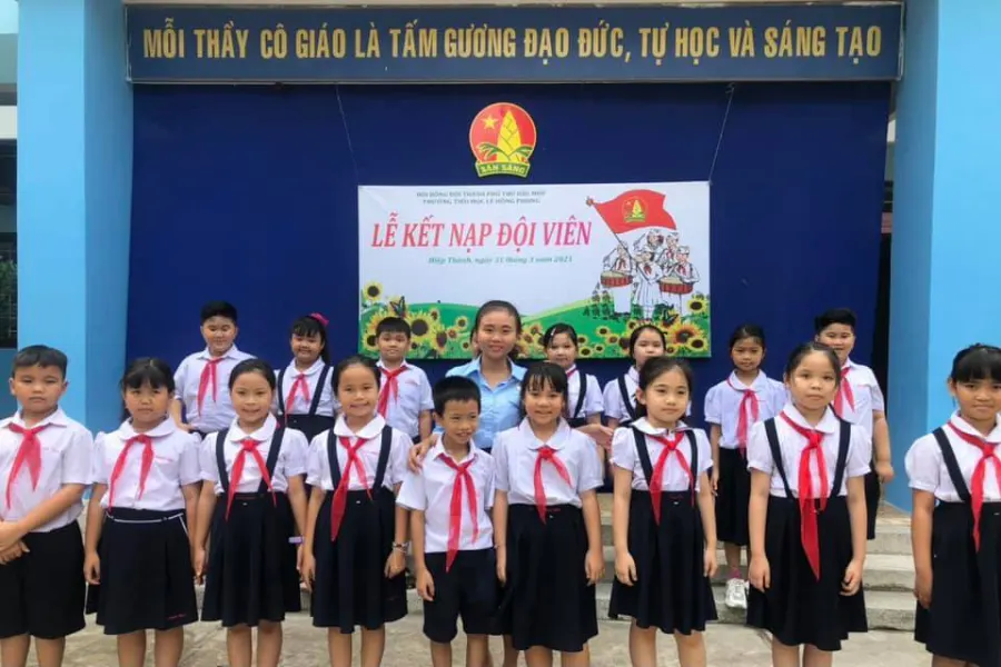Trường Tiểu Học Lê Hồng Phong