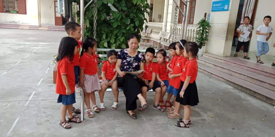 Trường Tiểu học Tân Hồng