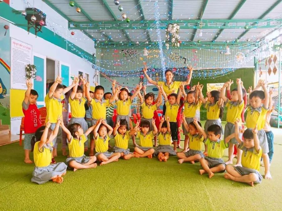 Trường mầm non Ong Vàng