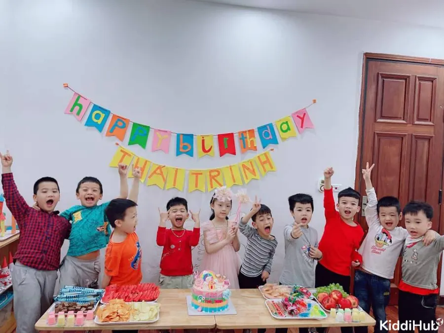Trường mầm non Cầu Vồng Rainbow Kindergarten