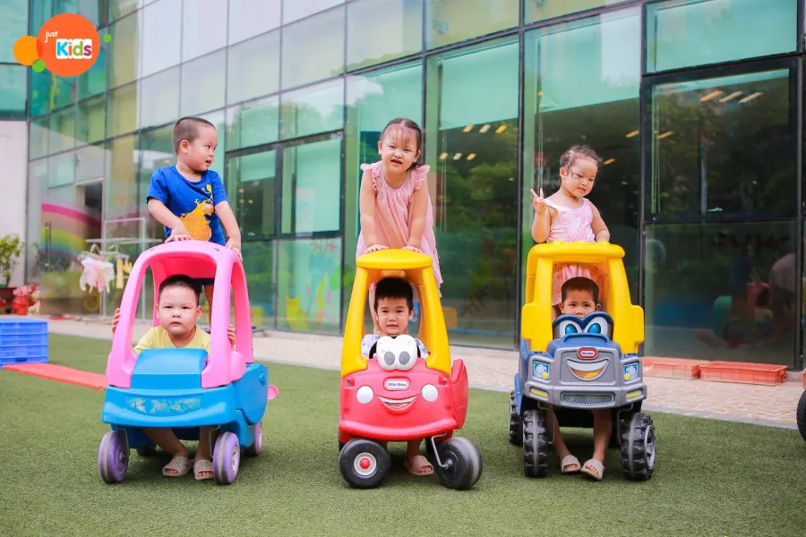 Trường mầm non Just Kids