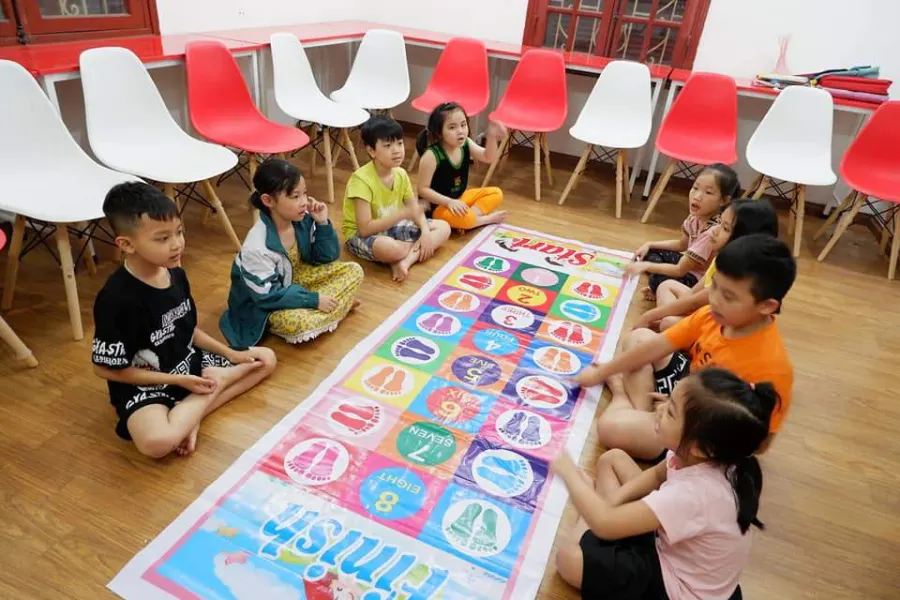 Trung Tâm Emily Edu