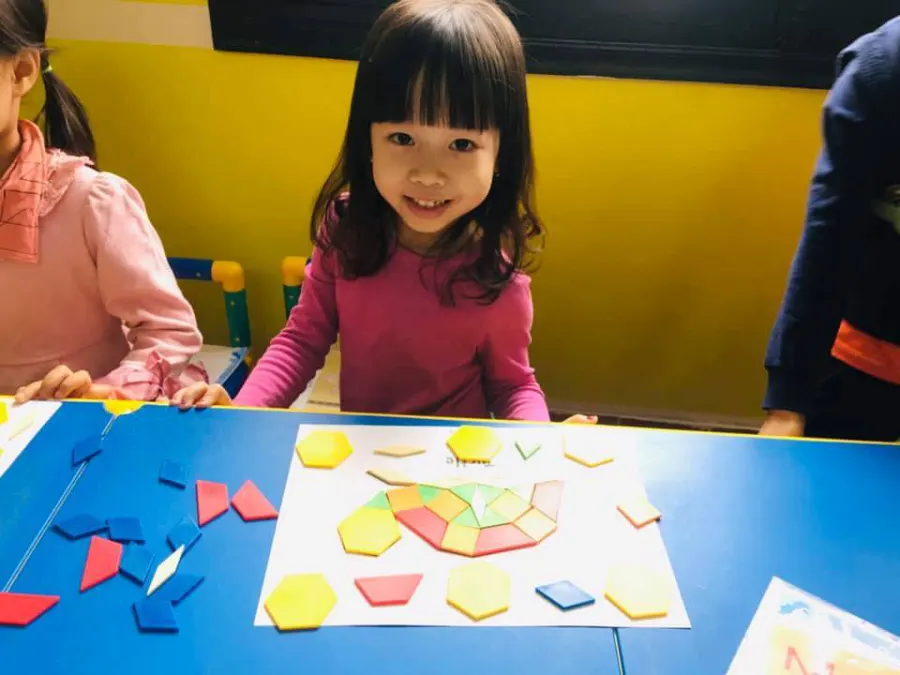 MIghty Math Trương Định