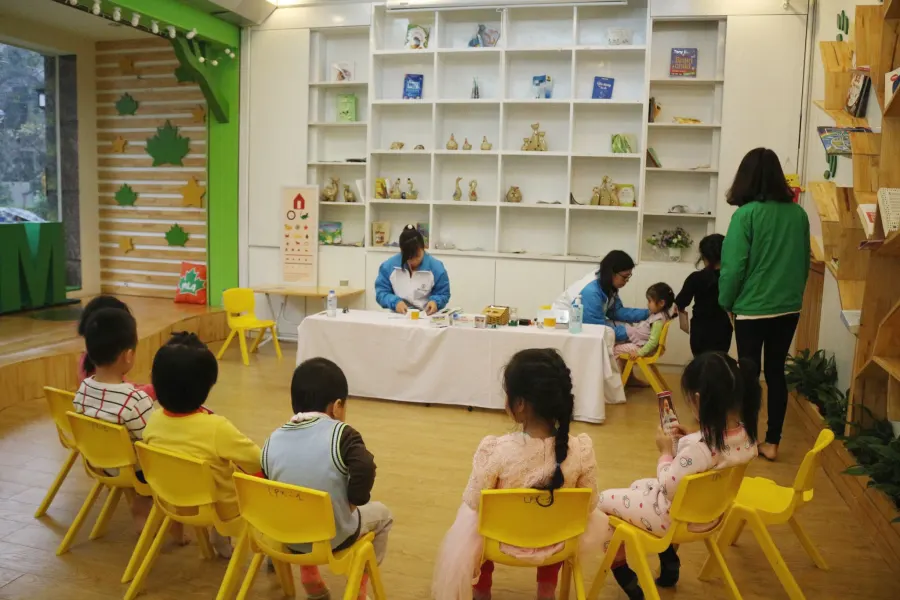Mầm Non Lá Phong Xanh - Lá Phong Đỏ  (The Maple Leaf Montessori Academy) - Lô 2, KDT Văn Khê