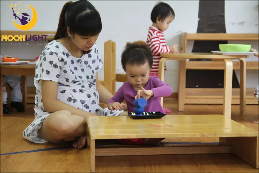 Trường mầm non Ánh Trăng ( Moonlight Montessori Kinderganten)