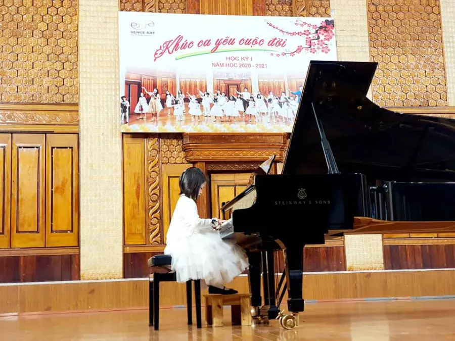 Trung tâm nghệ thuật Sense Art