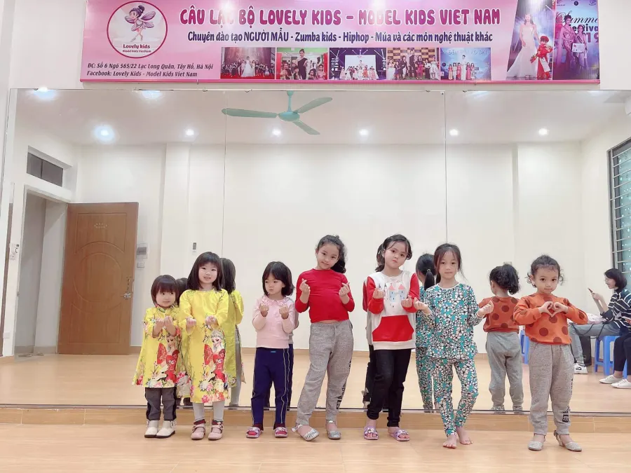 Trung Tâm Đào Tạo Người Mẫu Nhí Lovely Kids