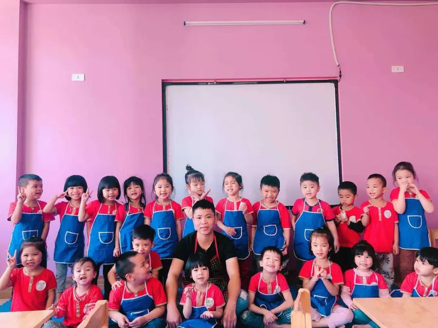 Trường mầm non Song ngữ Việt Anh Montessori