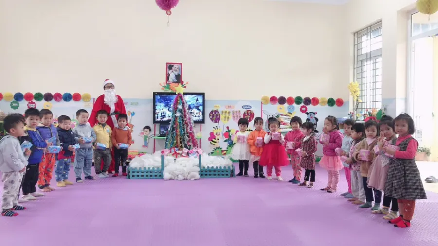 Trường mầm non Hoàng Đông