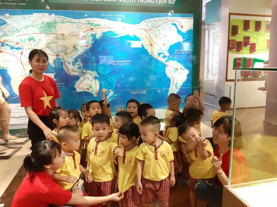 Mầm non tư thục Ánh sáng