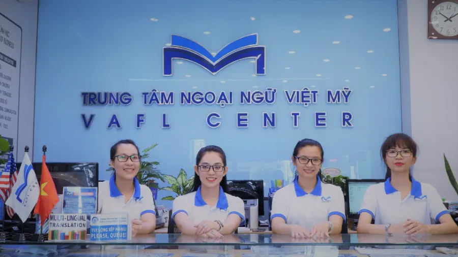 Trung Tâm Ngoại Ngữ Việt Mỹ