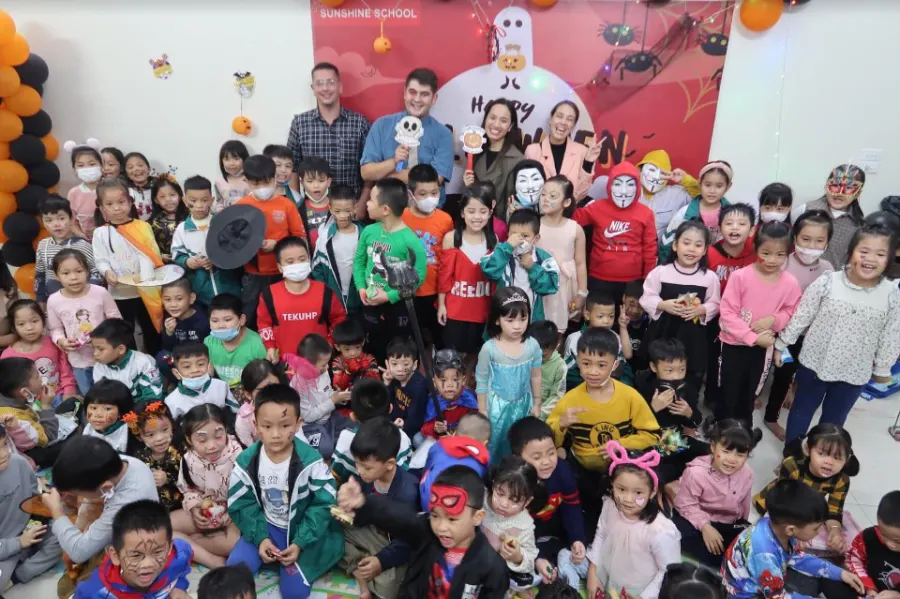 Trung Tâm Anh Ngữ Sunshine School