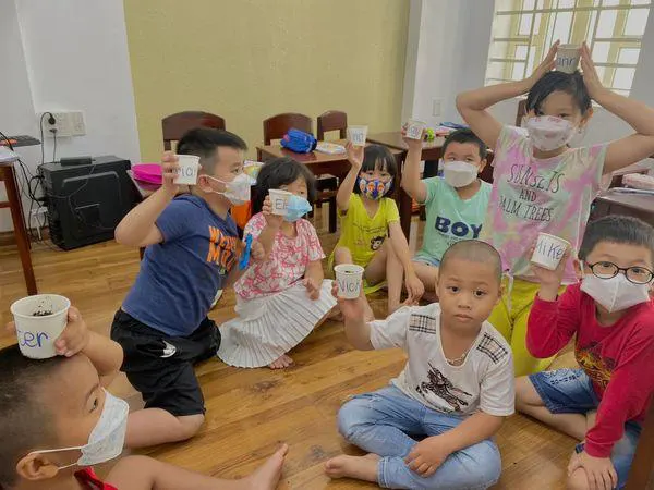 Trung Tâm Ngoại ngữ Let's Start (Kỹ Năng Sống Và Ngoại Ngữ Lets Start)