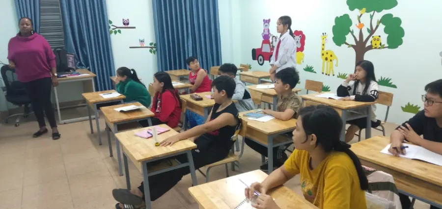 Trung tâm Ngoại ngữ Mặt Trời Lớn (The Big Sun English Center (BSEC))