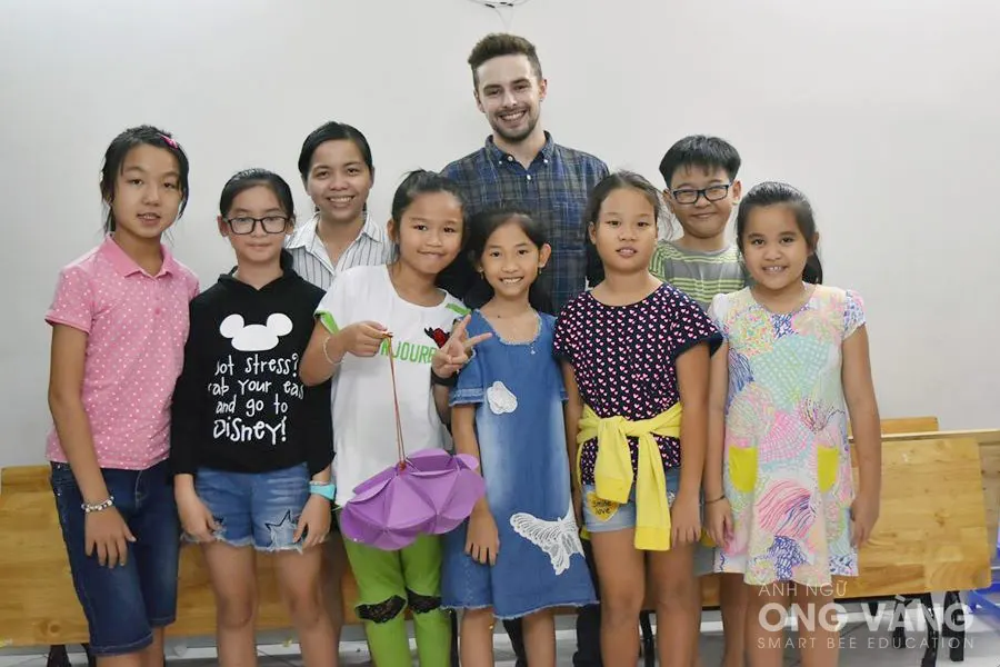 Trung Tâm Anh Ngữ Ong Vàng ( Smart Bee )