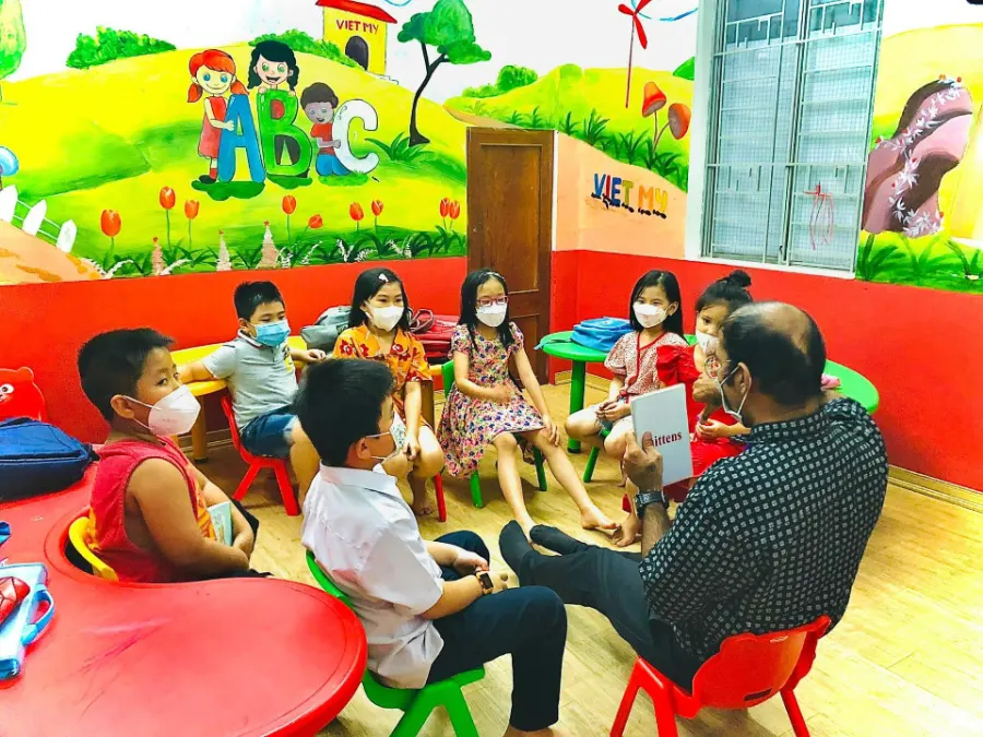 Trung Tâm Ngoại Ngữ Việt Mỹ ( VAEC )