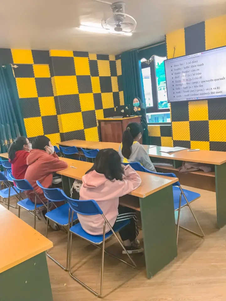 Trung Tâm Ngoại Ngữ Và Tin Học Kiến Vàng