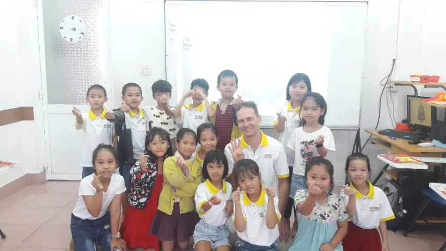 Trung Tâm Tiếng Anh Go First