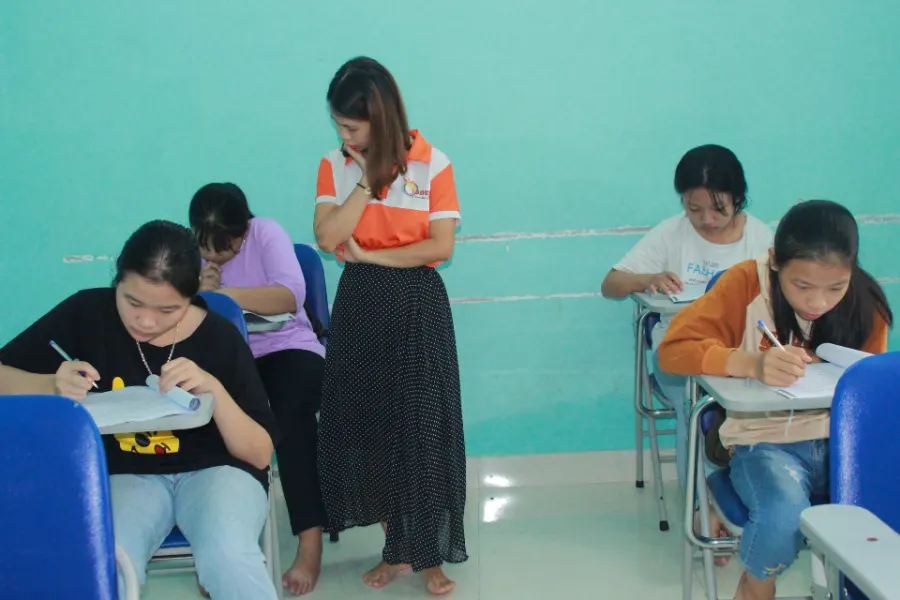 Trung Tâm Anh Ngữ Lency