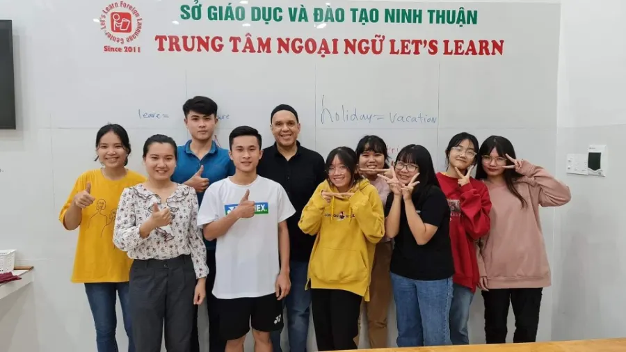 Trung Tâm Anh Ngữ Let's Learn