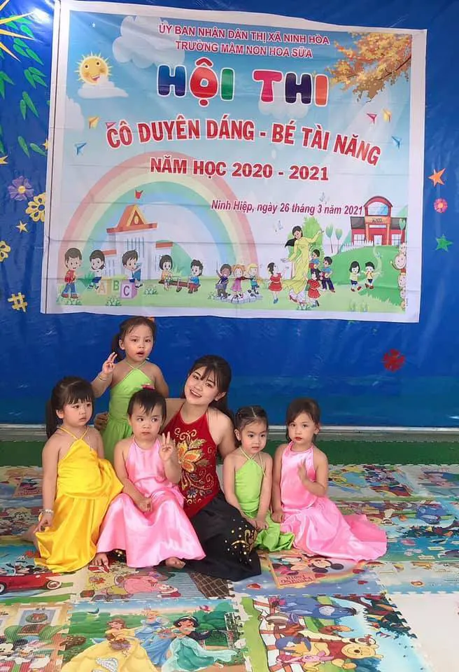 Trường Mầm Non Hoa Sữa