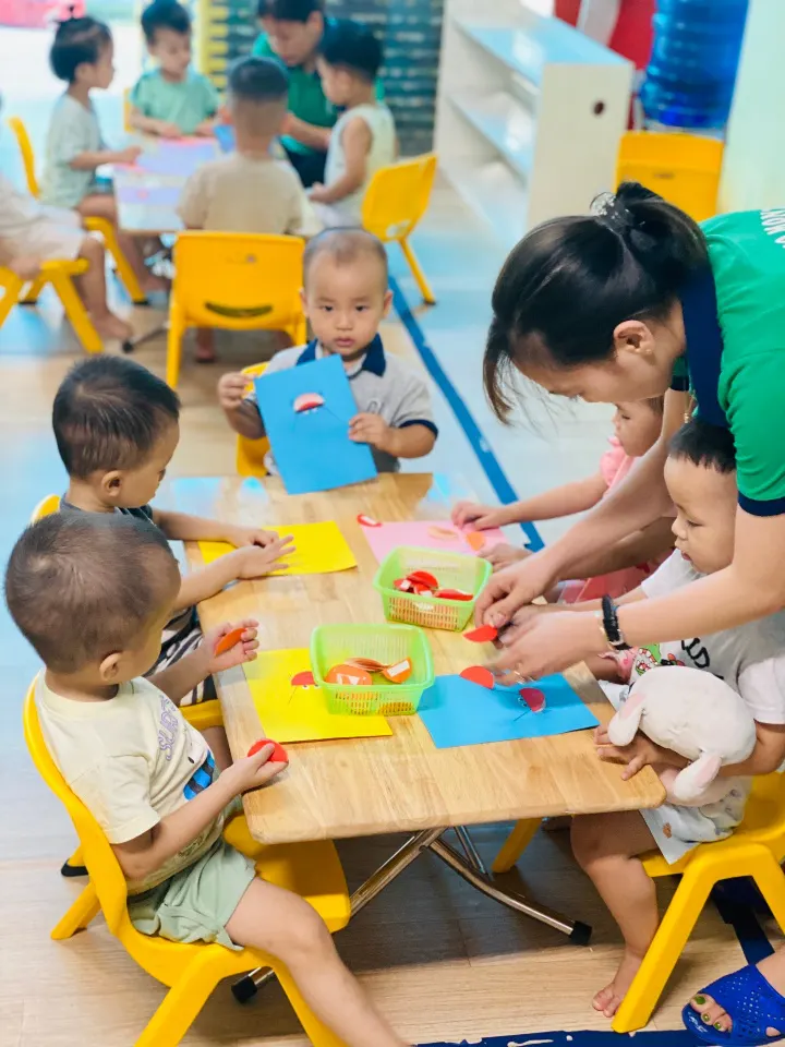 Trường Mầm Non IQ Montessori