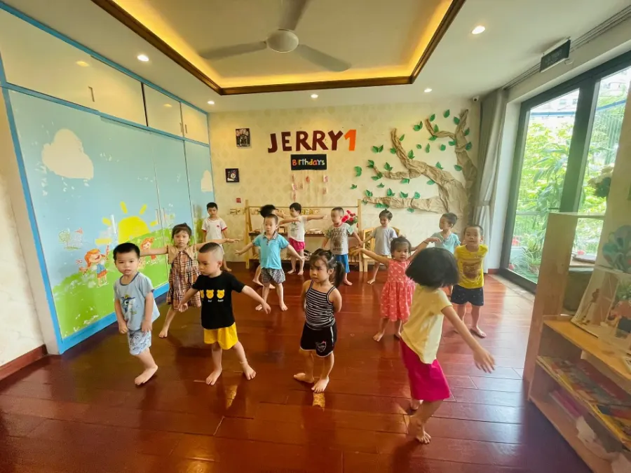 Trung Tâm KIDSTARS - Phạm Văn Đồng