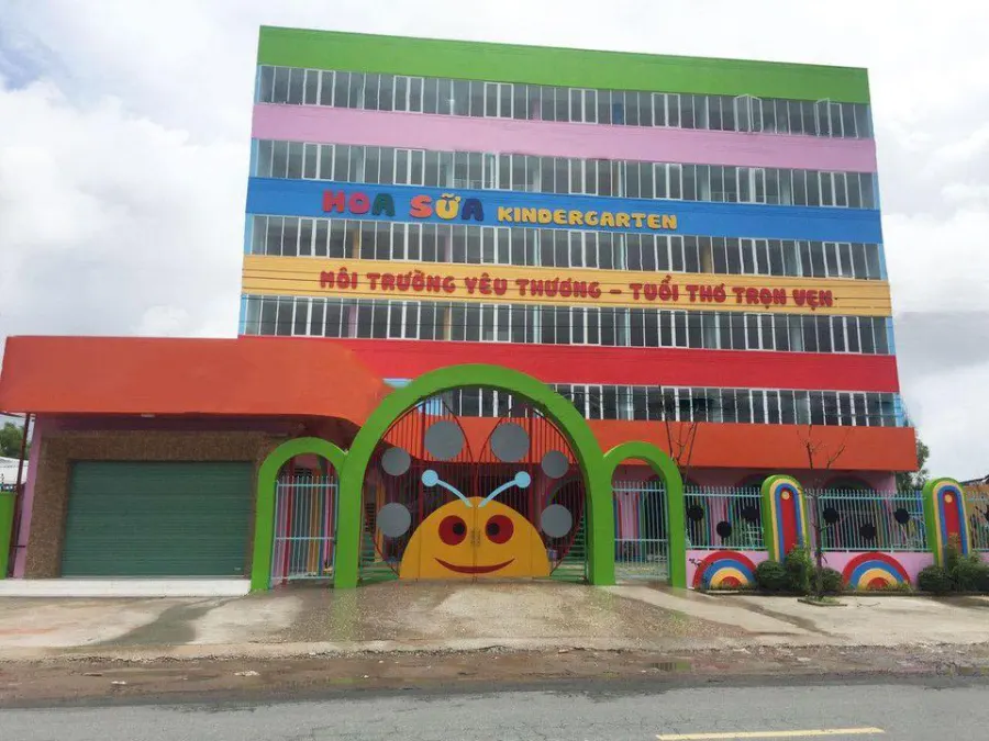 Trường Mầm Non Hoa Sữa