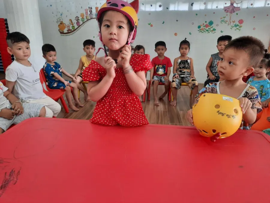 Trung Tâm Dạy Bơi Hoa Sữa